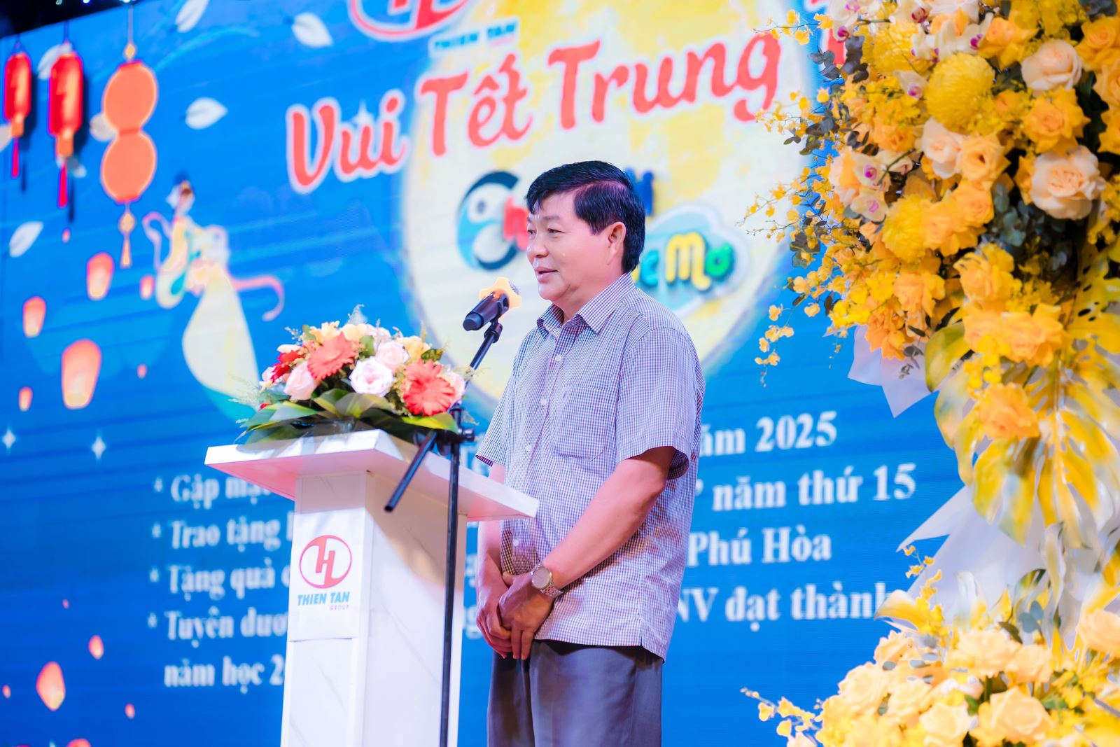 Mr. Pham Thanh Hai speaking at the program